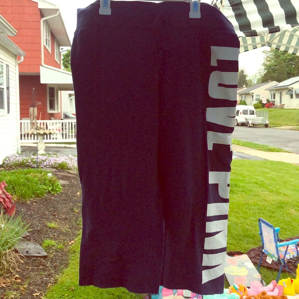 Vs pink sweatpant capris